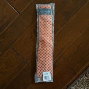 NWT New Tommy Hilfiger Coral Geometric Tie